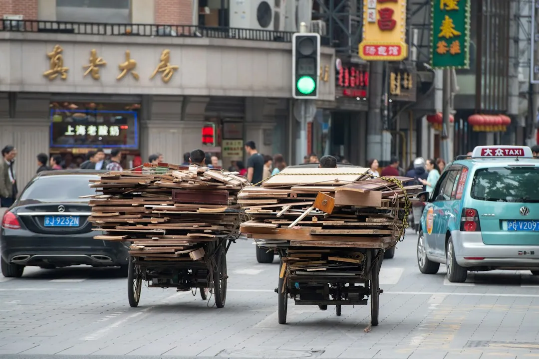 济宁石雕制品在园林景观装饰中的应用与选材指南